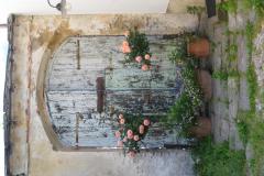 Innenhof-2003-vor-Restaurierung-1